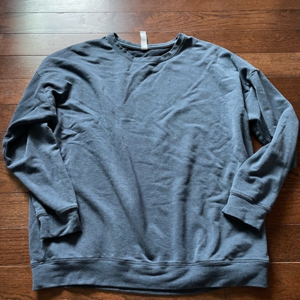 Athleta women’s  blue Sweatshirt